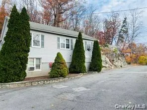 5 Old State RD #2, Highland Falls, NY 10928