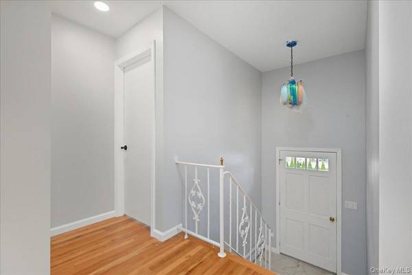557 Southside AVE, Freeport, NY 11520