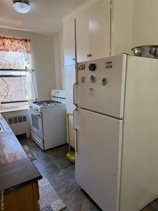 745 E 231st ST #3F, Bronx, NY 10466