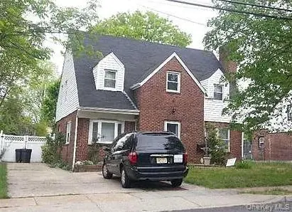86 W Clinton AVE, Roosevelt, NY 11575