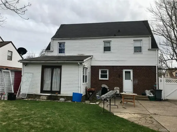 86 W Clinton AVE, Roosevelt, NY 11575