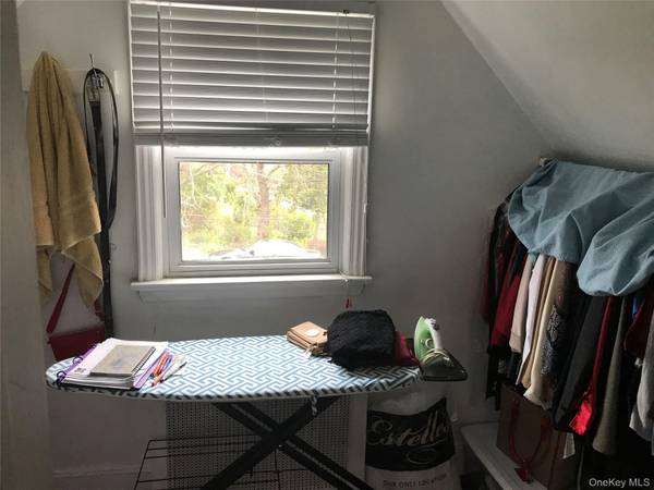 86 W Clinton AVE, Roosevelt, NY 11575