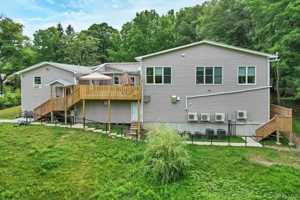 43 Freeland ST, Monroe, NY 10950