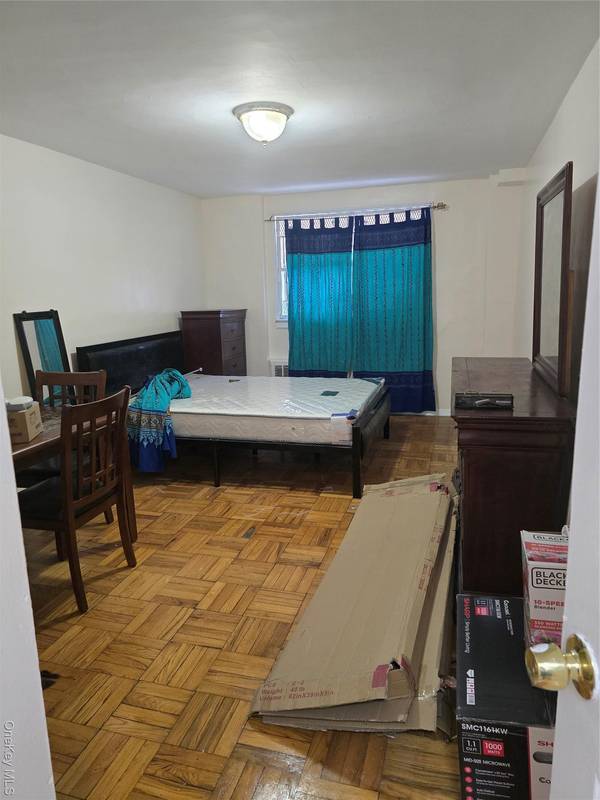 92-29 Lemont  Ave #1 E, Elmhurst, NY 11373