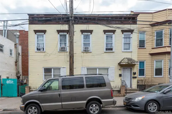 30-74 14th ST, Astoria, NY 11102