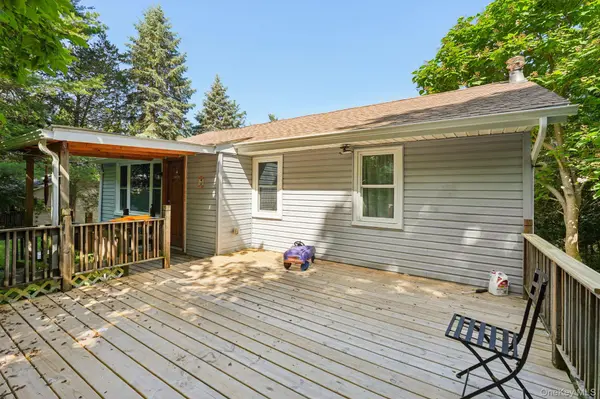 1 Whippoorwill TRL, Monroe, NY 10950