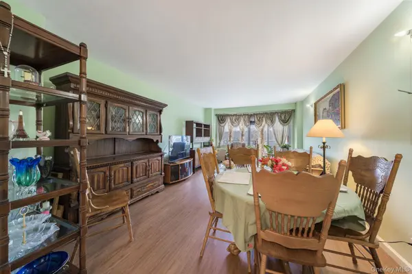 85-15 Main ST #3E, Briarwood, NY 11435