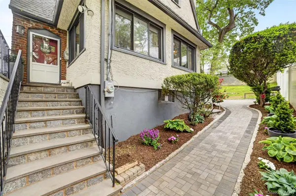 54 Midland AVE, Yonkers, NY 10705