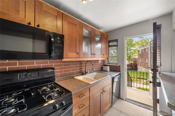 224-30 Manor RD #Duplex, Queens Village, NY 11427
