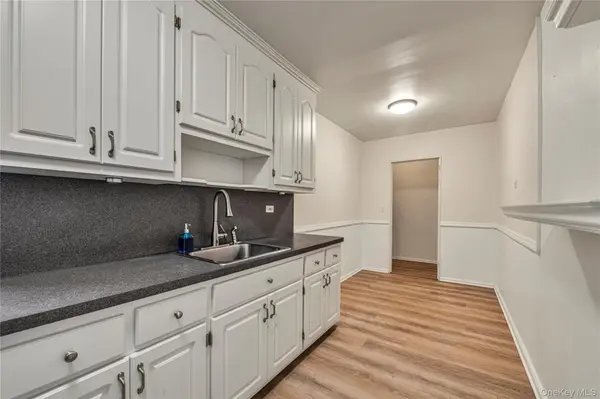 83-75 Woodhaven Boulevard #6U, Woodhaven, NY 11421