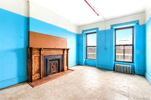 119 W 122nd ST, New York (manhattan), NY 10027