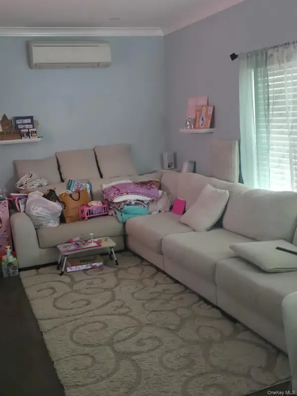 10156 107th ST, Ozone Park, NY 11416