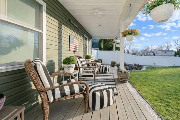 67 Sheldon ST, Central Islip, NY 11722