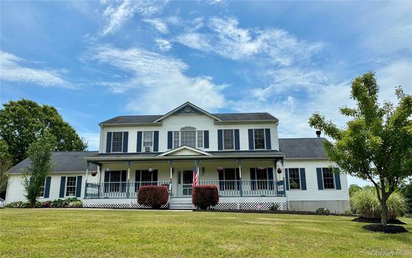 24 Sesame ST, Rock Tavern, NY 12575