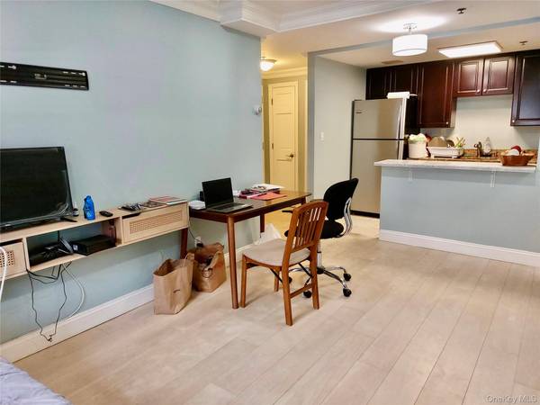 14116 84th DR #1C, Briarwood, NY 11435