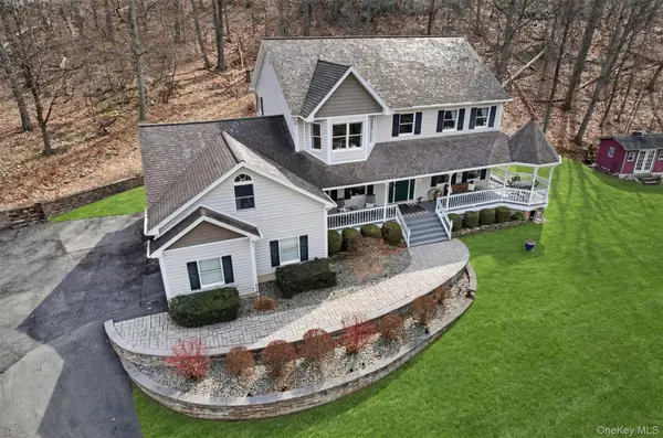 3 Nova DR, Cornwall, NY 12518
