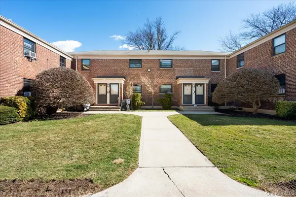 7343 217th ST #366B1, Oakland Gardens, NY 11364