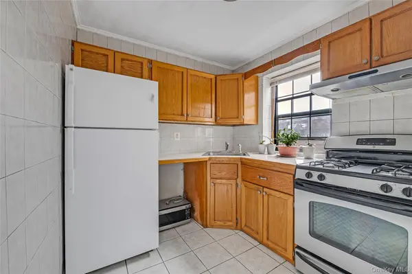 144-22 78th AVE #3K, Flushing, NY 11367
