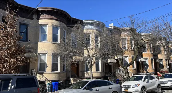 59-17 70th AVE, Ridgewood, NY 11385