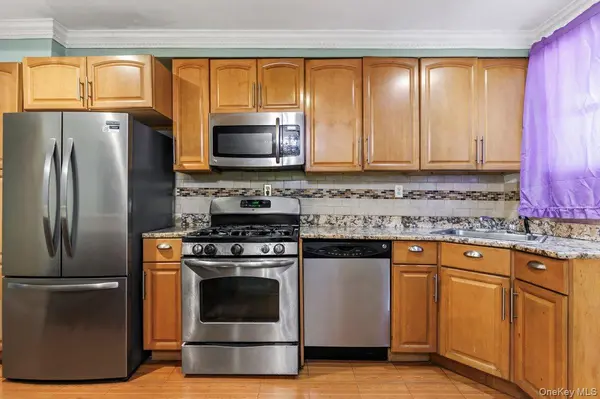 3241 Colden AVE, Bronx, NY 10469