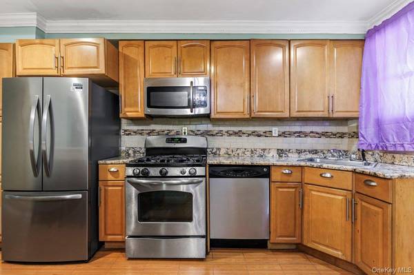 3241 Colden AVE, Bronx, NY 10469