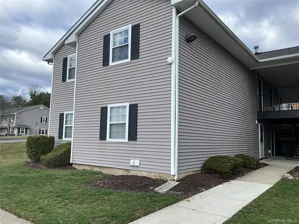 100 Hillside DR #B10, Middletown, NY 10941