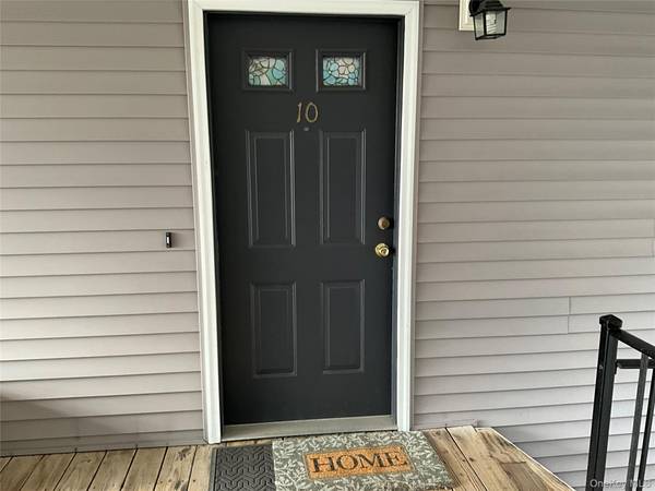 100 Hillside DR #B10, Middletown, NY 10941
