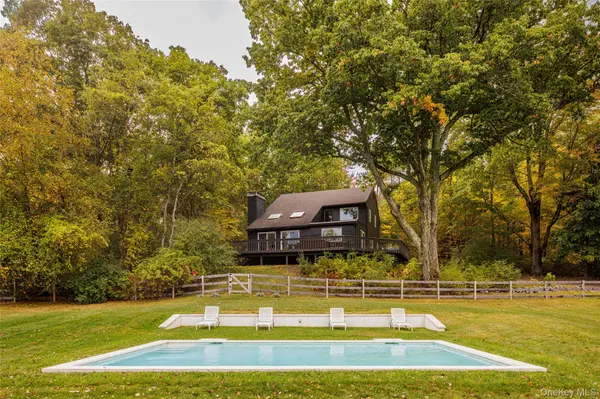 181 Lockwood RD, Claverack, NY 12521