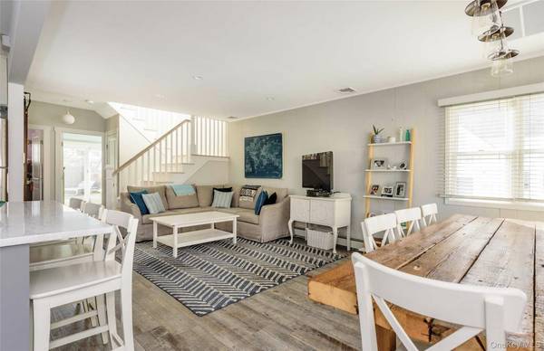 96 Coronado ST, Atlantic Beach, NY 11509