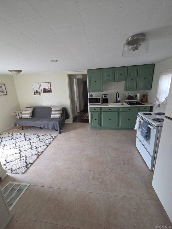 640 W Main ST, Hancock, NY 13783