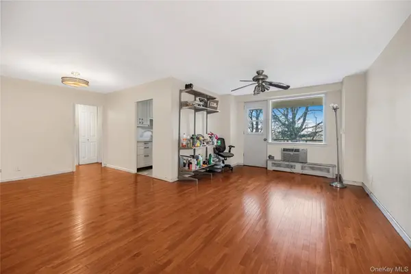 5700 Arlington AVE #2D, Bronx, NY 10471
