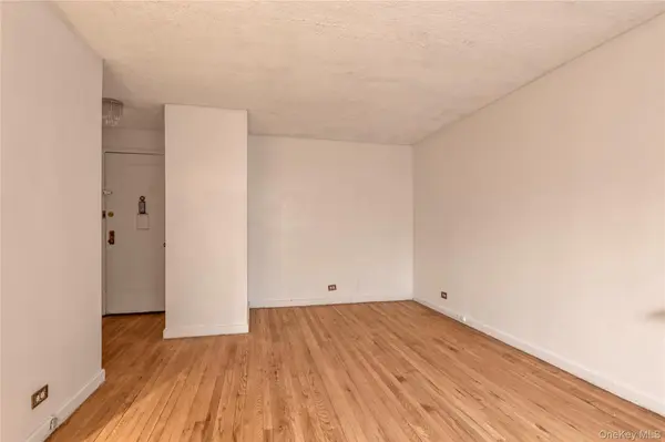 72-61 113th ST #4B, Forest Hills, NY 11375
