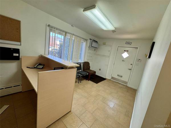 16305 91st ST, Howard Beach, NY 11414