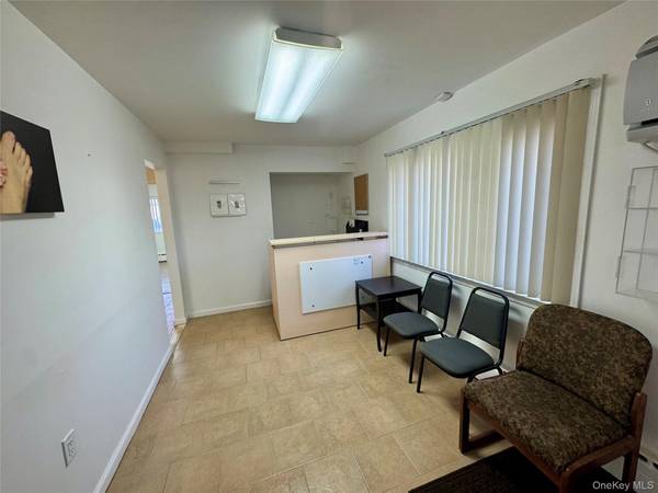 16305 91st ST, Howard Beach, NY 11414