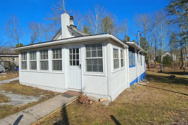 8 Central AVE, White Lake, NY 12786