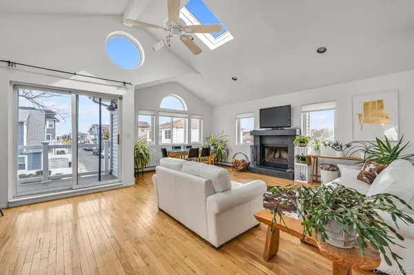 804 E Chester ST, Long Beach, NY 11561
