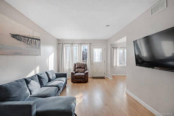 327A Mersereau AVE, Staten Island, NY 10303