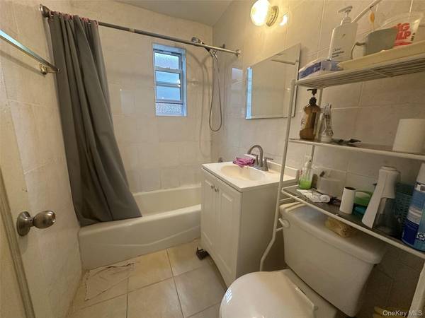 14743 38TH AVE #E25, Flushing, NY 11354