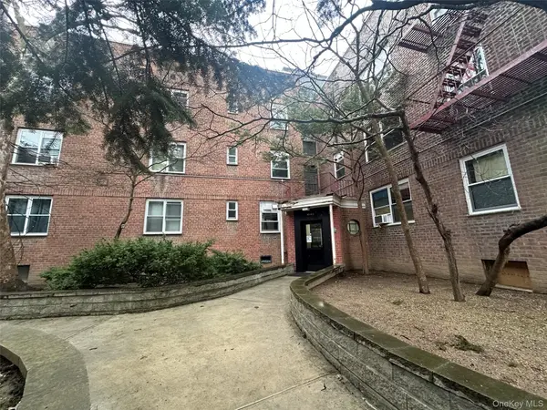14743 38TH AVE #E25, Flushing, NY 11354