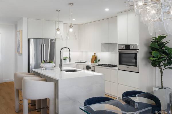 140 Boardwalk #907 B, Long Beach, NY 11561