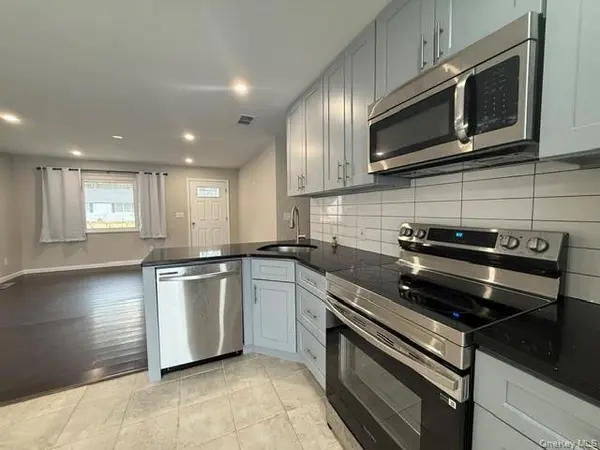 30 Melissa RD, Kingston, NY 12401