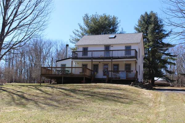 154 Britman RD, Mongaup Valley, NY 12762