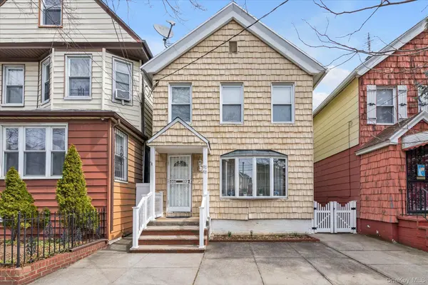 87-49 110th ST, Richmond Hill, NY 11418