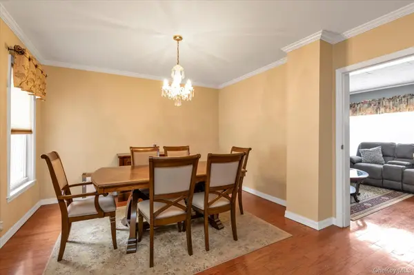 87-49 110th ST, Richmond Hill, NY 11418
