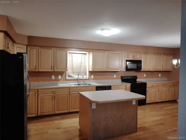 44 Lester LN, Bethel, NY 12786