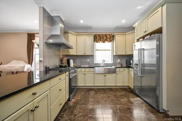 29-42 164th ST, Flushing, NY 11358