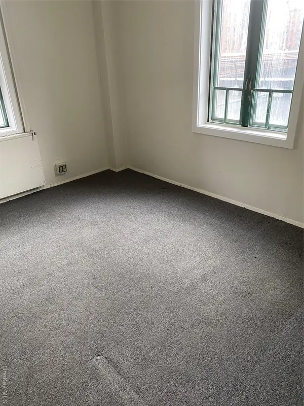 1469 West AVE #1F, Bronx, NY 10462