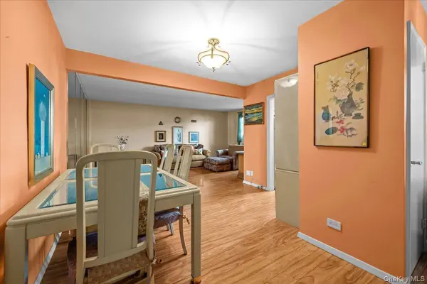 525 W 236th ST #3J, Bronx, NY 10463