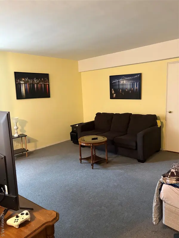 611 Palmer RD #20, Yonkers, NY 10701