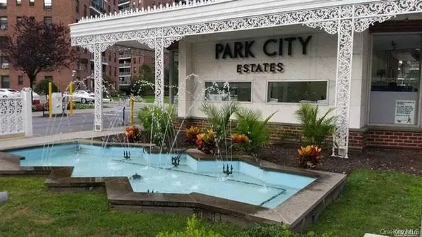 61-35 98th ST #15A, Rego Park, NY 11374
